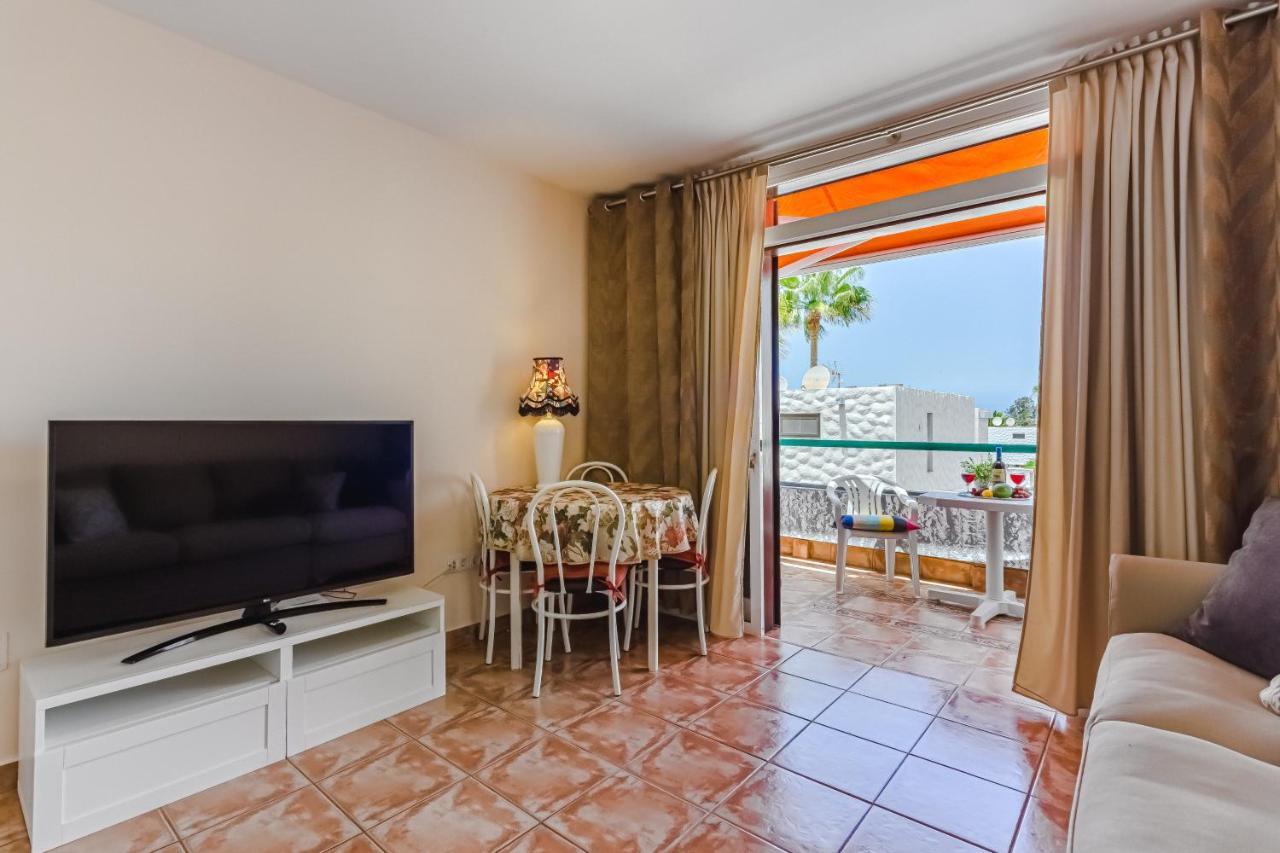 Apartment Apart America - 150 Meters From The Beach, Free Wi-Fi Arona  Buitenkant foto